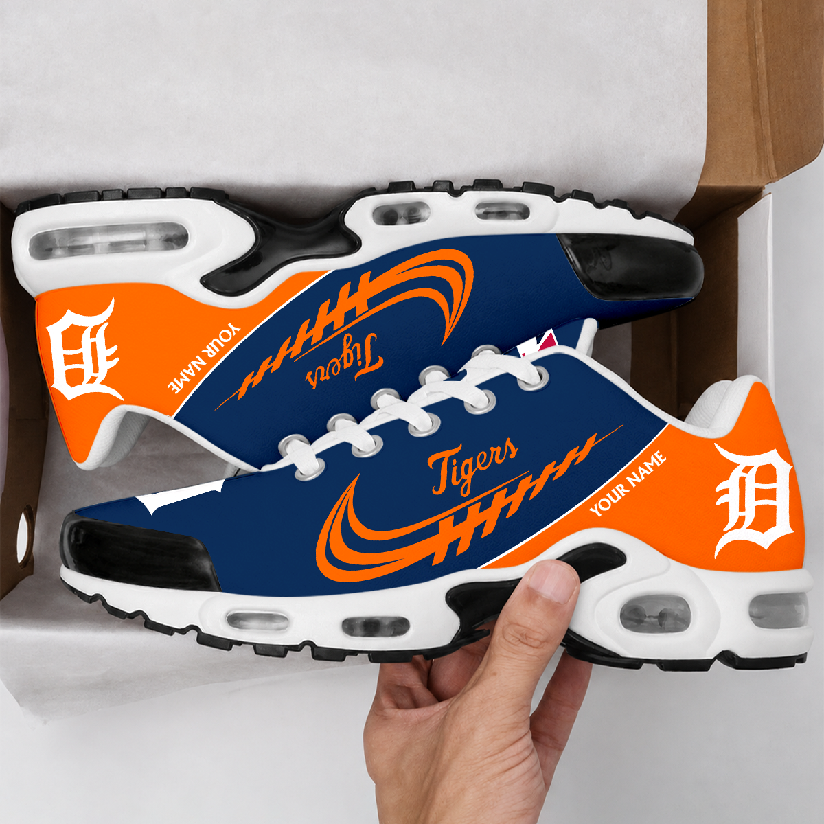 LIMITED EDITION - NEW CUSTOMIZED MLB16 DTS DETROIT TIGERS AIR MAX PLUS SNEAKERS